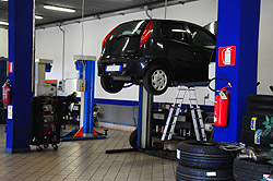 L'auto officina dei F.lli scarfò